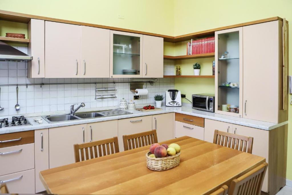 Cuorenapoletano Apartment Неаполь Экстерьер фото
